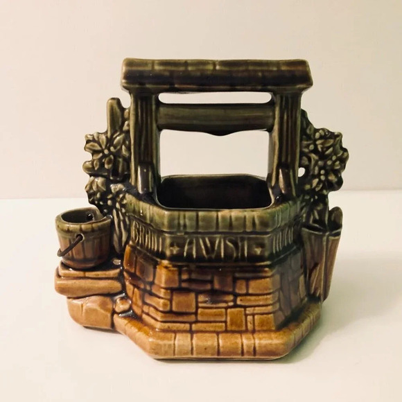 Vintage Mccoy Art Pottery Wishing Well  Planter USA - Picture 2 of 16